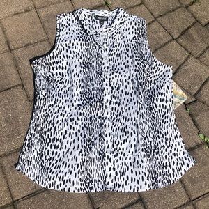 Black and White Sleeveless Button Down*FINAL SALE*